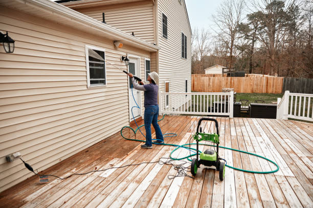 Best Garage Pressure Washing  in Northeast Ithaca, NY